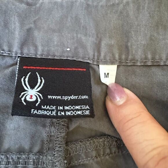 Spyder ~ Mens grey shorts ~ size Medium ~ side and back pockets - Picture 7 of 8